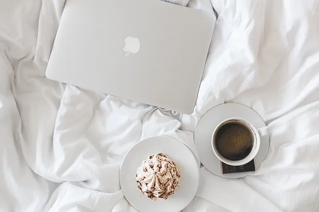 Tvättguide: Så här får du bort kaffefläckar på kläderna